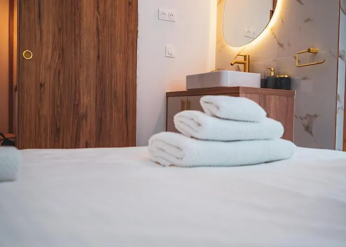 아파트 Azur Pietra 멍똥